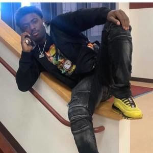 Meet your Posher, Chuck